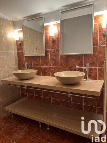 Immeuble à vendre 300 m² Galgon