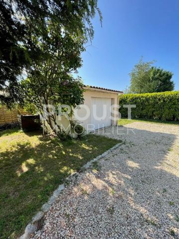 Exclusivité Plain-pied de 116 m² à Fressines, 4 chambres jardin et garage.