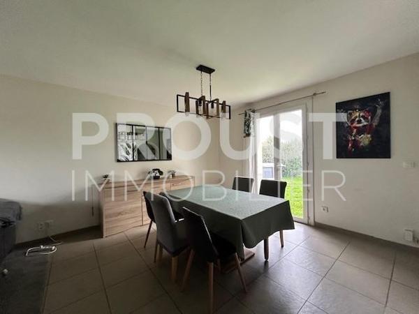 Exclusivité Plain-pied de 116 m² à Fressines, 4 chambres jardin et garage.