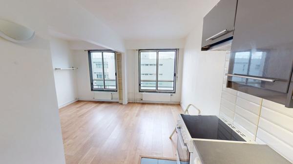 Studio 25 m² - Rue Manin - 5ème étage