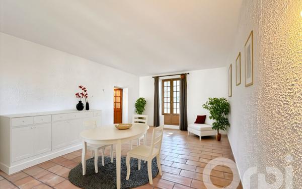 Maison à vendre    7 pièces •  Sérignan-du-Comtat