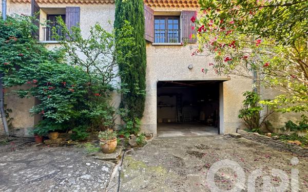 Maison à vendre    7 pièces •  Sérignan-du-Comtat