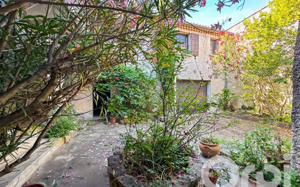 Maison à vendre    7 pièces •  Sérignan-du-Comtat