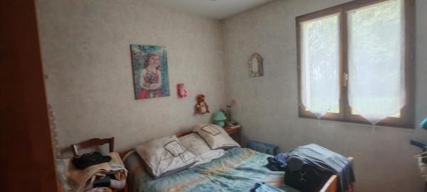 Maison à SAINTES, 17100 - 4 pièces 77m²