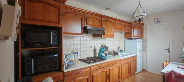 Maison à SAINTES, 17100 - 4 pièces 77m²