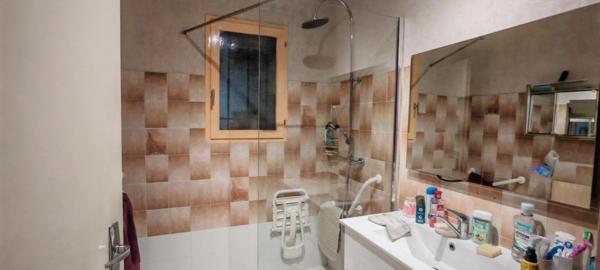 Maison à SAINTES, 17100 - 4 pièces 77m²