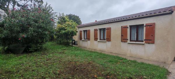 Maison à SAINTES, 17100 - 4 pièces 77m²