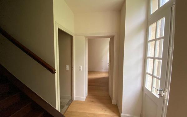 Appartement à louer    4 pièces •  Talence