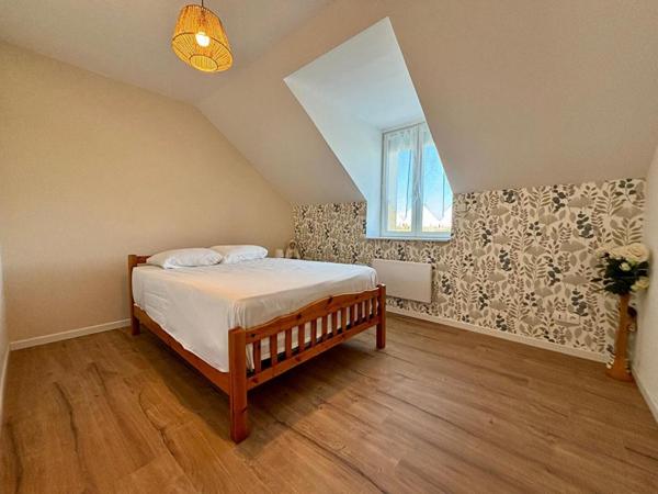 Longère rénovée de 230 m² sur 3,5 hectares, sans vis à vis, 5 chambres