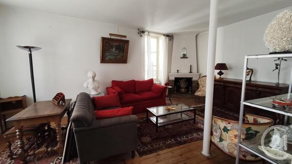 Maison à vendre  5 pièces - 120 m 2   SAINTES  - 17