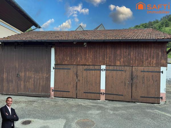 Superbe appartement de 4 pièces disposant d'une cave, d'une place de stationnement privée et d'un garage !