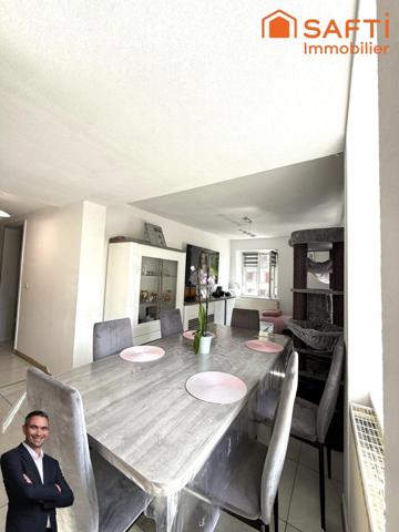 Superbe appartement de 4 pièces disposant d'une cave, d'une place de stationnement privée et d'un garage !