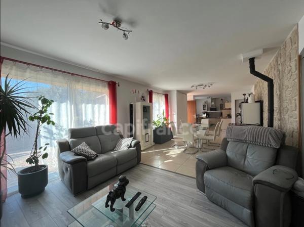 Maison à vendre 4 pièces AUBAGNE (13)