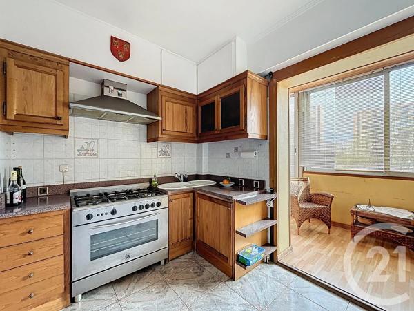 Appartement F3 à vendre  3 pièces - 75,10 m 2   AJACCIO  - 201