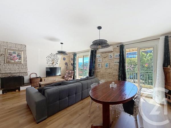 Appartement F3 à vendre  3 pièces - 75,10 m 2   AJACCIO  - 201