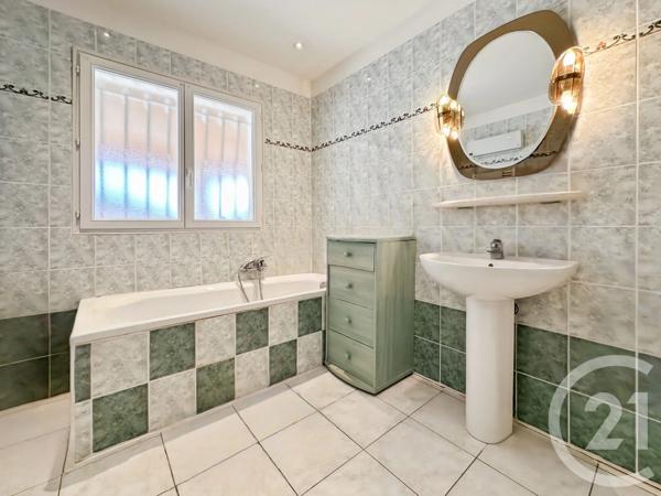 Maison à vendre  9 pièces - 216,47 m 2   PIETRALBA  - 202