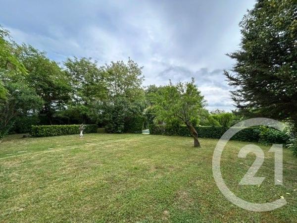Terrain à vendre  800 m 2   LAYRAC  - 47