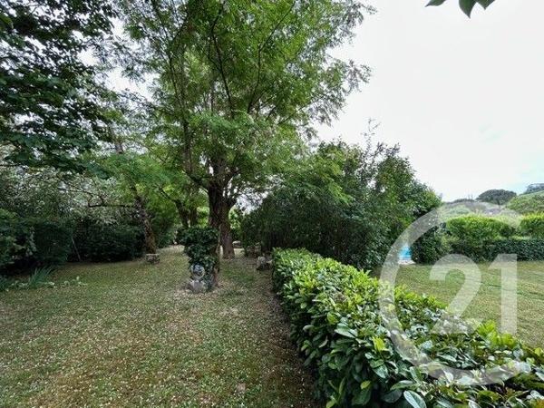 Terrain à vendre  800 m 2   LAYRAC  - 47