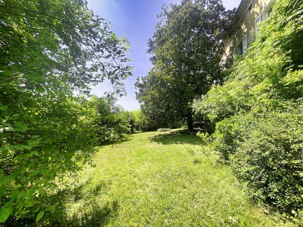 Chateau à vendre à Saint-Astier (24110) - Dordogne