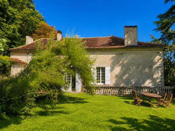 Chateau à vendre à Saint-Astier (24110) - Dordogne
