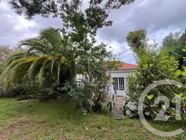 Maison à vendre  5 pièces - 191,11 m 2   BIARRITZ  - 64