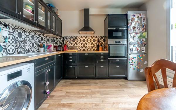 Maison à vendre    4 pièces • 100,38 m2 Joinville-le-Pont