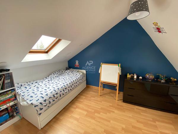 Maison Maisons Laffitte 108 m2 - Proche Centre-Ville - 5 chambres Loyer 3 312 €/mois **  - Référence  4711