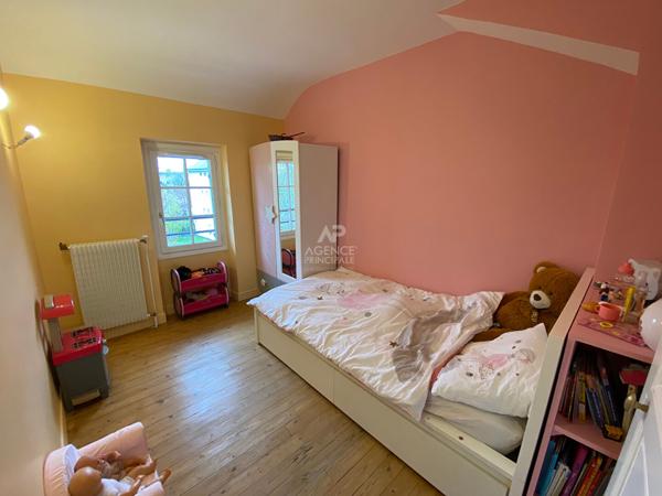 Maison Maisons Laffitte 108 m2 - Proche Centre-Ville - 5 chambres Loyer 3 312 €/mois **  - Référence  4711