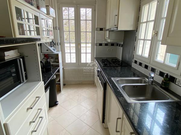 Maison Maisons Laffitte 108 m2 - Proche Centre-Ville - 5 chambres Loyer 3 312 €/mois **  - Référence  4711
