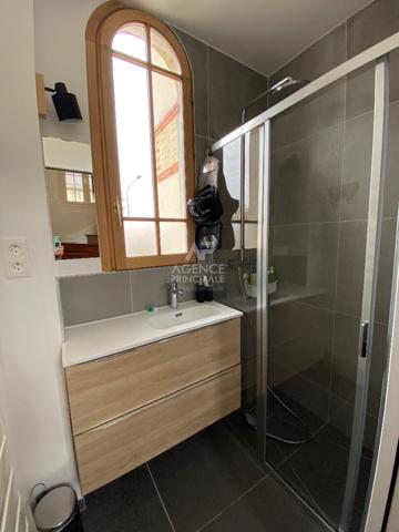 Maison Maisons Laffitte 108 m2 - Proche Centre-Ville - 5 chambres Loyer 3 312 €/mois **  - Référence  4711