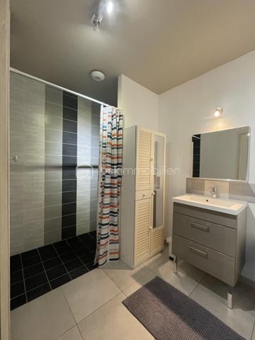 Maison en pierre de 280 m²