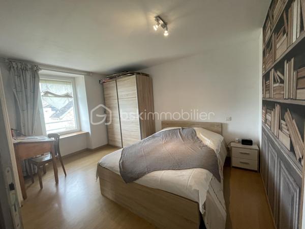 Maison en pierre de 280 m²