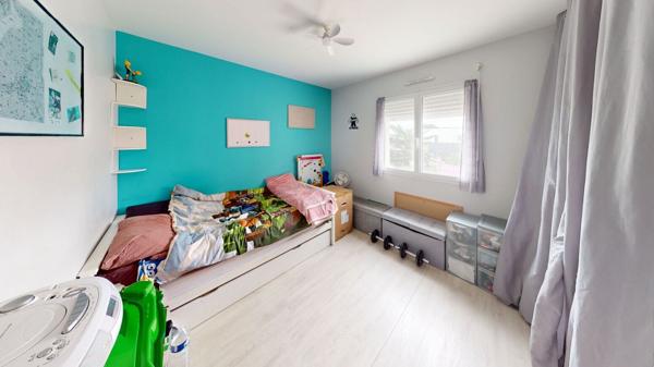 ITEUIL - PLAIN-PIED - 4 CHAMBRES - JARDIN DPE A
