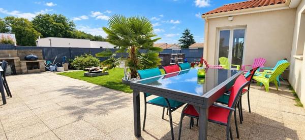 ITEUIL - PLAIN-PIED - 4 CHAMBRES - JARDIN DPE A