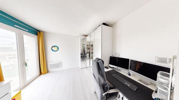 ITEUIL - PLAIN-PIED - 4 CHAMBRES - JARDIN DPE A