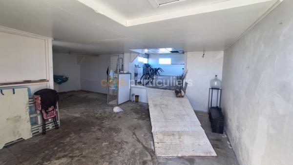 Vente
                Local d'activité2823 m² - 2 Pièces -
                    LA TREMBLADE (17390)