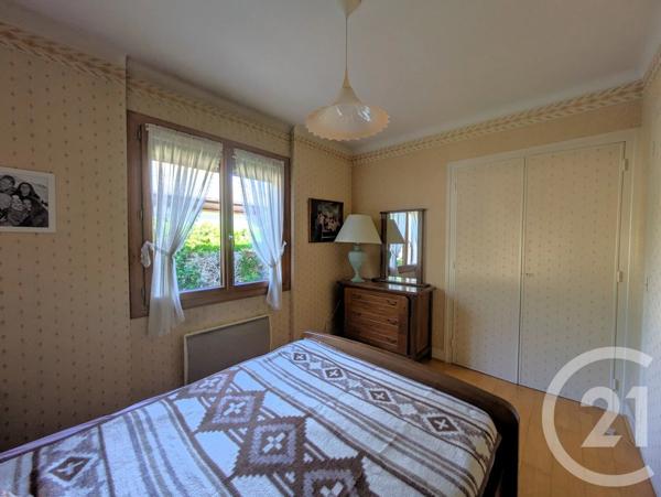 Maison à vendre  7 pièces - 154,16 m 2   MONTMELIAN  - 73