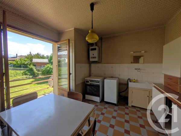 Maison à vendre  7 pièces - 154,16 m 2   MONTMELIAN  - 73