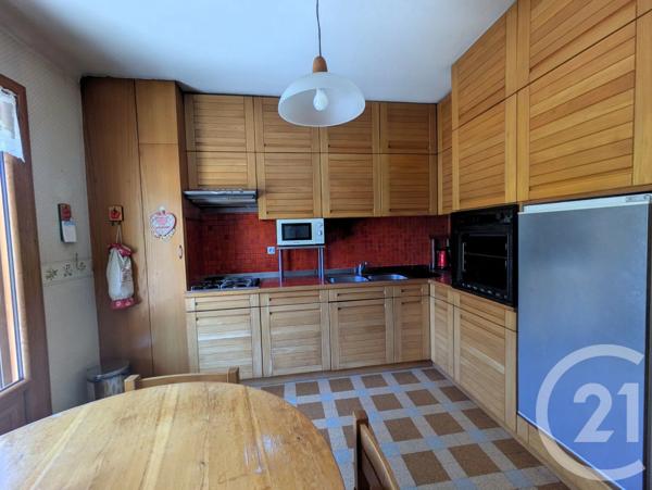 Maison à vendre  7 pièces - 154,16 m 2   MONTMELIAN  - 73