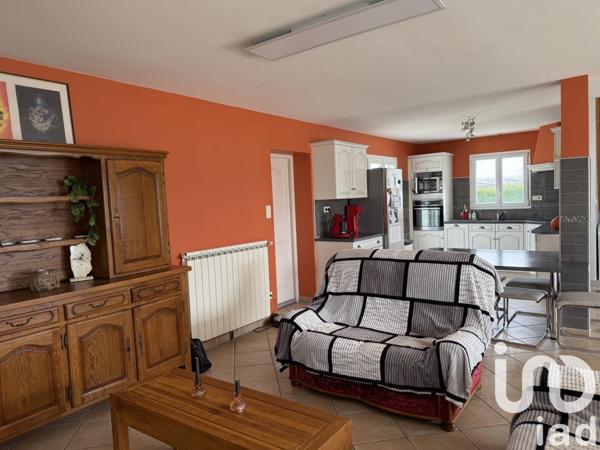 Maison à vendre 7 pièces 158 m² Saint-Hilaire-la-Palud