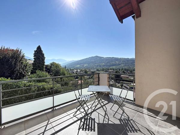 Appartement F4 à vendre  4 pièces - 81 m 2   TANINGES  - 74