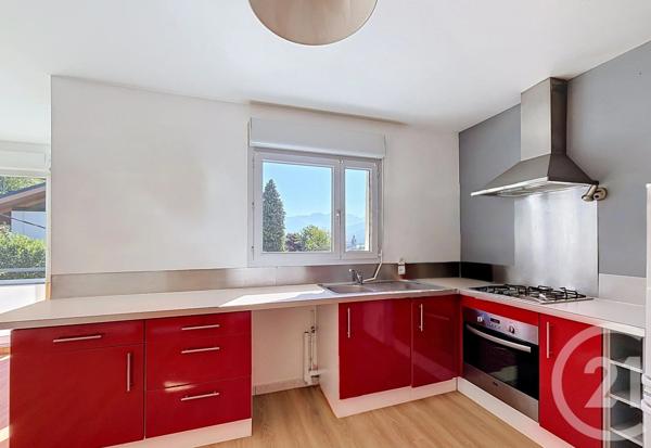 Appartement F4 à vendre  4 pièces - 81 m 2   TANINGES  - 74