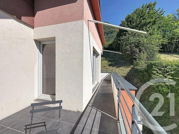 Appartement F4 à vendre  4 pièces - 81 m 2   TANINGES  - 74