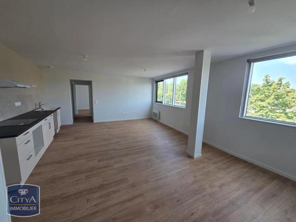 Appartement à louer 3 pièces 76m² Issoire (63500)