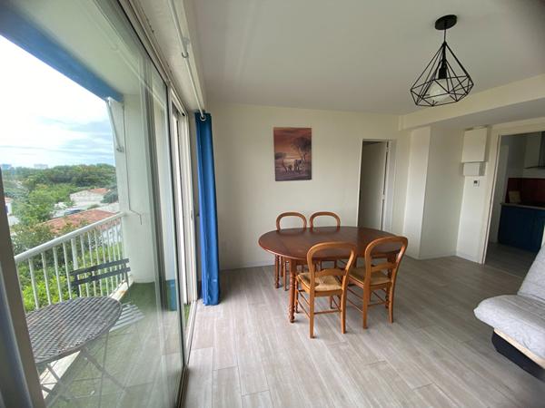 Appartement La Rochelle 4 pièce(s) 66m2 , 3 chambres, balcon , garage . ,  La rochelle