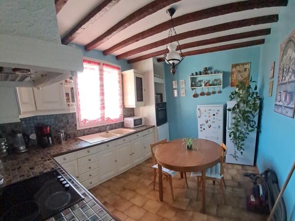 Maison à vendre à Saint-Pavace dans la Sarthe (72190), ref : l800238780