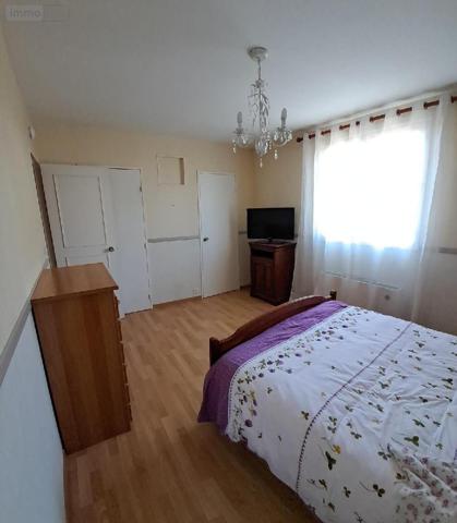 Maison à vendre à Saint-Pavace dans la Sarthe (72190), ref : l800238780