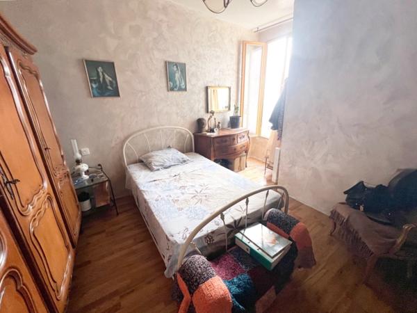 Maison à vendre à Reillanne (04110) – 152 m² – 4 chambres – Terrasse, balcon et charme provençal
