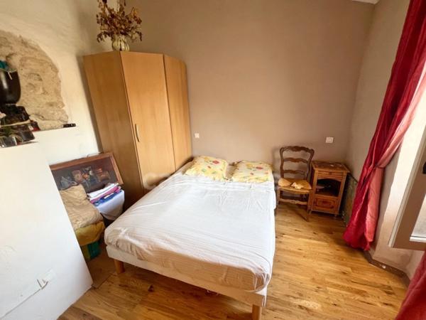 Maison à vendre à Reillanne (04110) – 152 m² – 4 chambres – Terrasse, balcon et charme provençal
