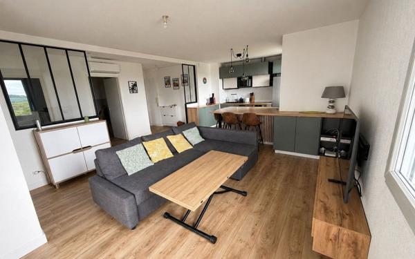 Appartement à vendre    3 pièces • 62,56 m2 Montrabé
